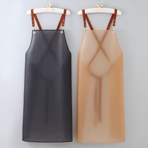 A One-Piece Disposable TPU Apron for Kitchen Use, Suitable for Both Men And Women, Transparent, Ideal for Seafood Markets And Outdoor Work